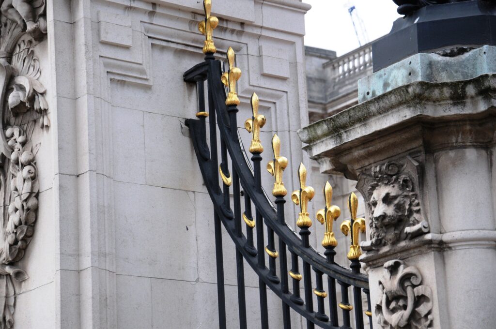 Ferforje Bahçe Korkuluğu